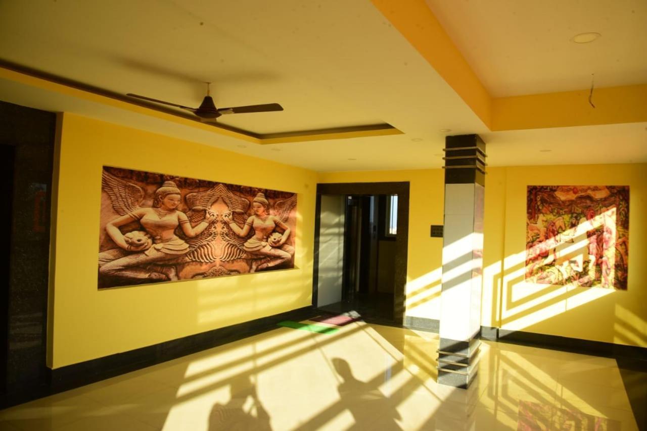 Vaishnavi Residency Tiptur Hotel Tarikere Exterior foto